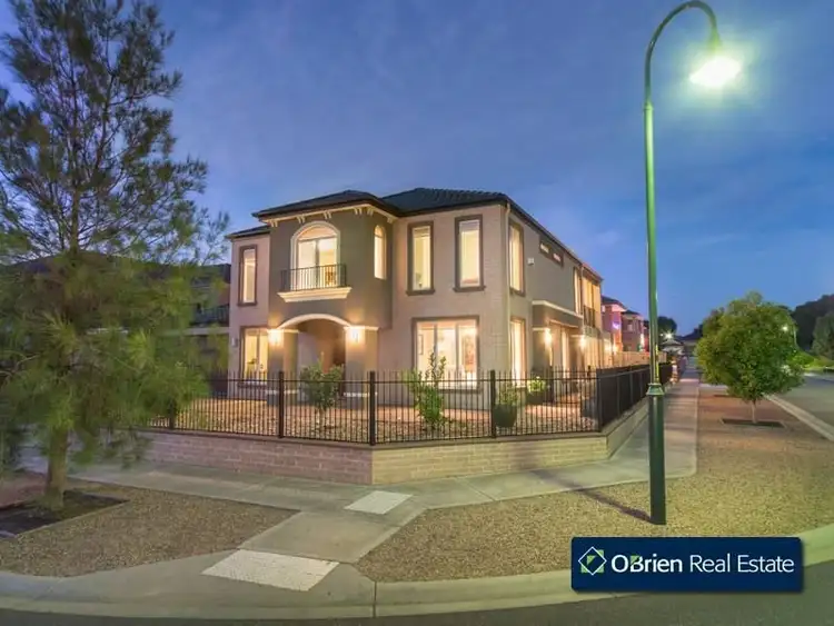 26 Lakeside Drive, Berwick VIC 3806