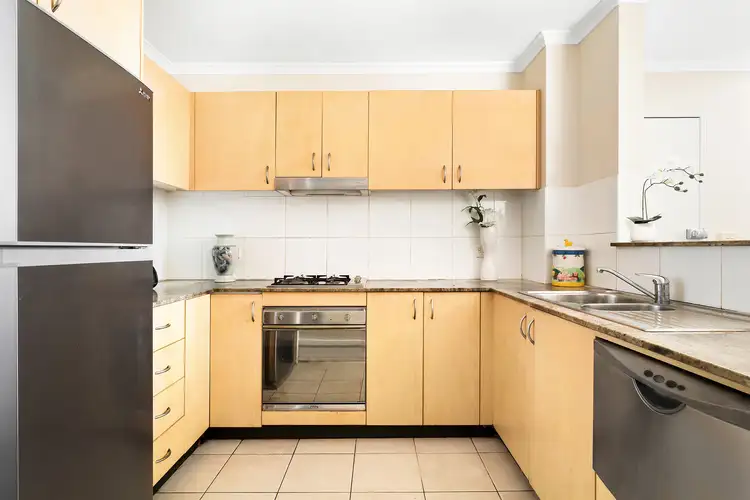 Fourth view of Homely unit listing, 15/58-60 Oaks Avenue, Dee Why NSW 2099