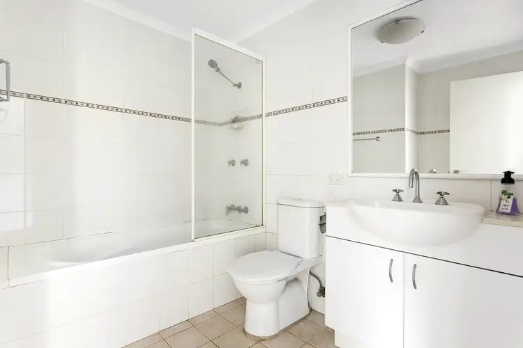 Sixth view of Homely unit listing, 15/58-60 Oaks Avenue, Dee Why NSW 2099
