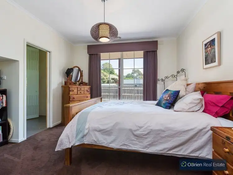 Sixth view of Homely house listing, 1 St Boswells Avenue, Berwick VIC 3806