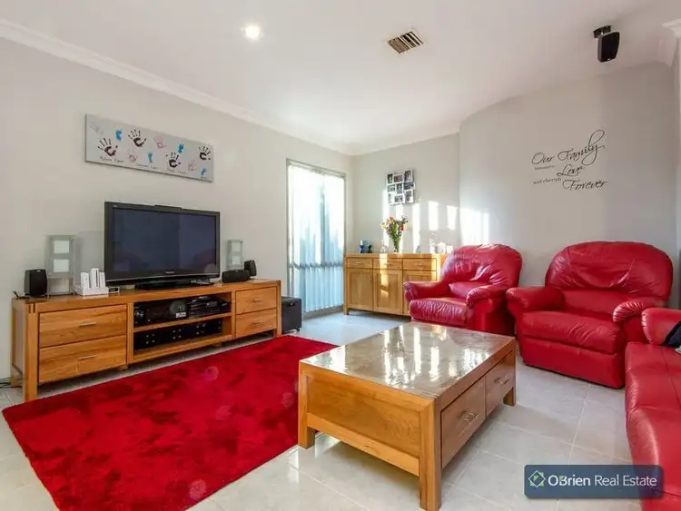Fifth view of Homely house listing, 22 Regent Close, Berwick VIC 3806