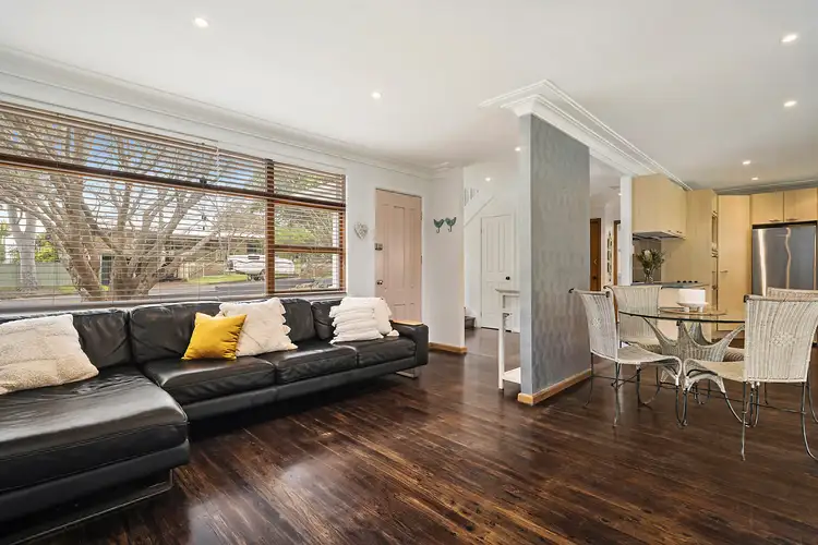Second view of Homely house listing, 4 Crest Place, Engadine NSW 2233