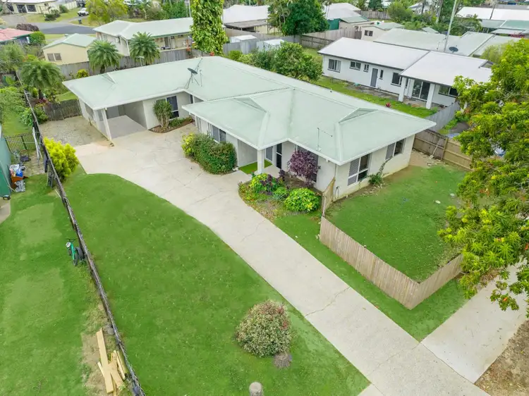 114 Robert Road, Bentley Park QLD 4869