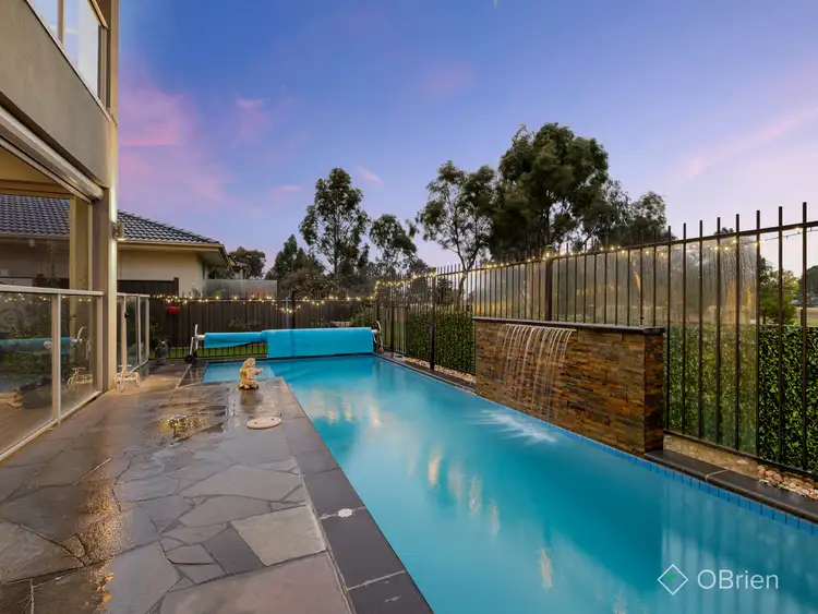 6 Craven Court, Sandhurst VIC 3977