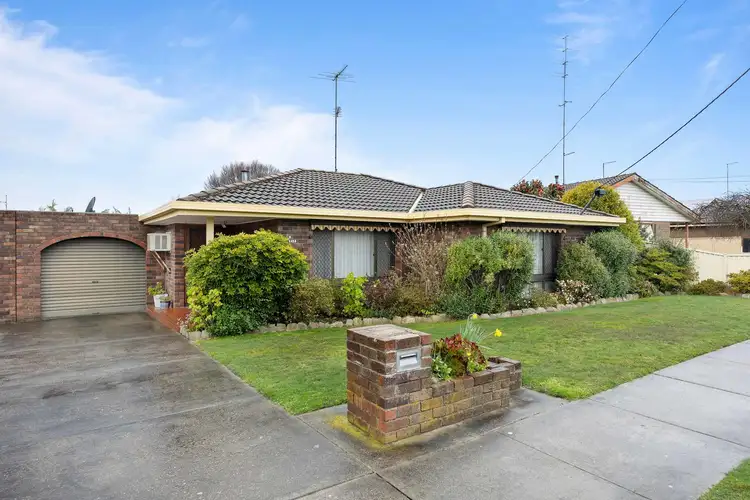 Main view of Homely unit listing, 2/1133 Grevillea Road, Wendouree VIC 3355