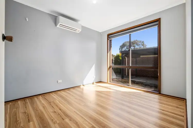 Sixth view of Homely house listing, 2 Samuel Close, Calwell ACT 2905