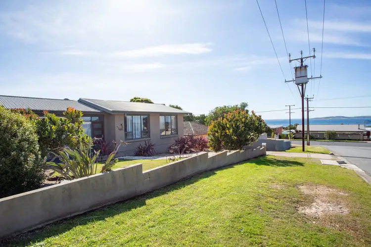 4 Newton Street, Port Lincoln SA 5606