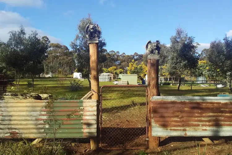 24 High Street, Moliagul VIC 3472