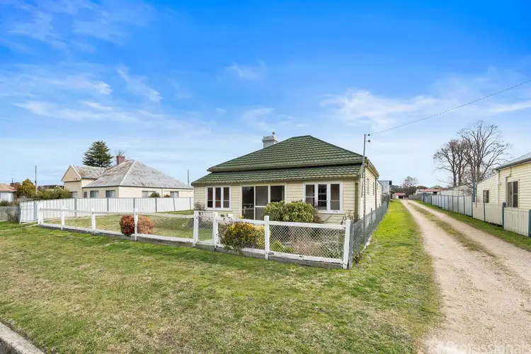 75 Carcoar Street, Blayney NSW 2799