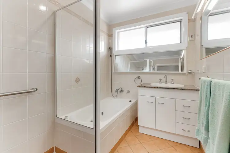 Fifth view of Homely house listing, 10 Athabaska Avenue, Seven Hills NSW 2147