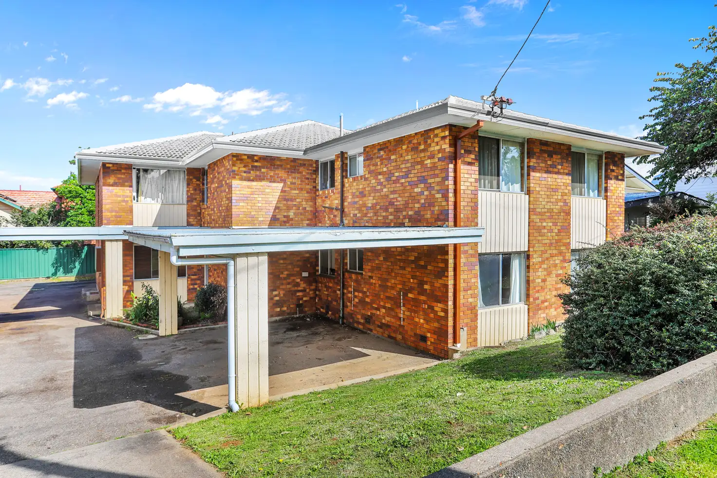 Main view of Homely unit listing, 2/124 Brisbane Street, Tamworth NSW 2340