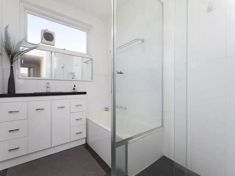 Fourth view of Homely apartment listing, 4/73 Alma Road, St Kilda VIC 3182