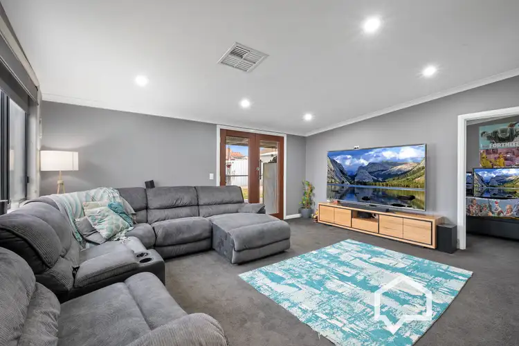 Fifth view of Homely house listing, 8 Koomba Street, White Hills VIC 3550