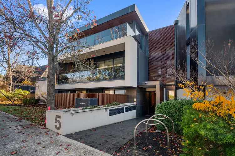Main view of Homely apartment listing, 7/5 Curlew Court, Doncaster VIC 3108