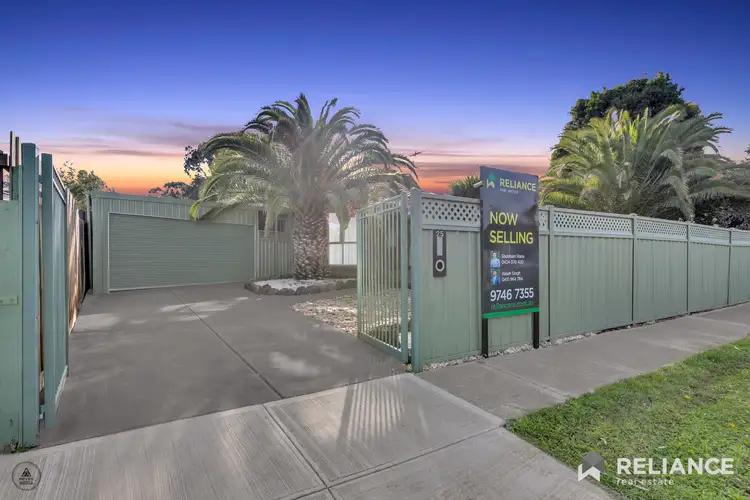 25 Argyll Circuit, Melton West VIC 3337
