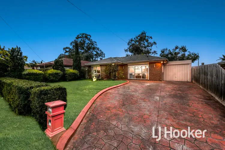 Second view of Homely house listing, 12 Jasonn Place, Hampton Park VIC 3976