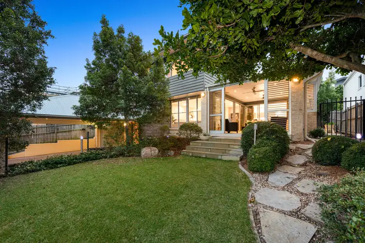 31 Esmonde Place, Coorparoo QLD 4151