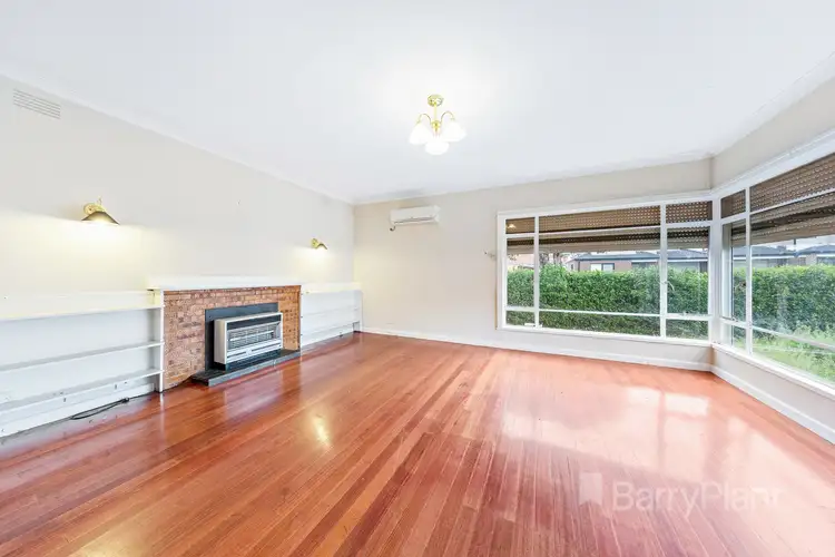Second view of Homely house listing, 32 View Street, St Albans VIC 3021