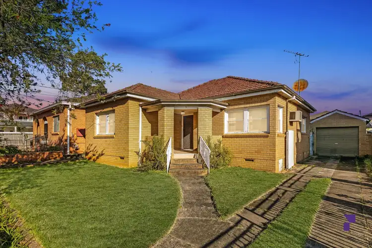 4 Daphne Avenue, Bankstown NSW 2200