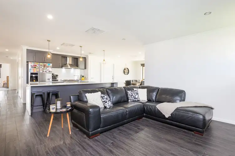 Fourth view of Homely house listing, 484 Riverside Avenue, Mildura VIC 3500