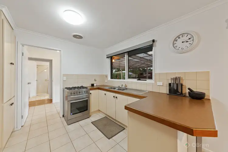 Fifth view of Homely house listing, 6 South Charles Court, Cranbourne VIC 3977