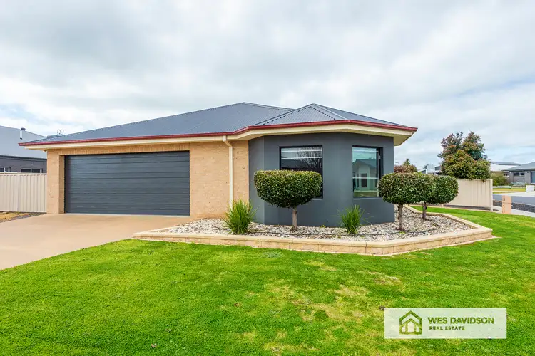 Second view of Homely house listing, 34 Stockton Drive, Horsham VIC 3400