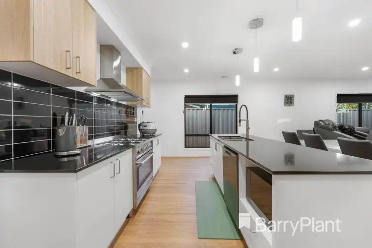 Sixth view of Homely house listing, 10 Manfred Avenue, St Albans VIC 3021