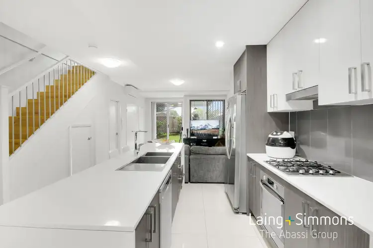 8/44B Drummond Avenue, Ropes Crossing NSW 2760