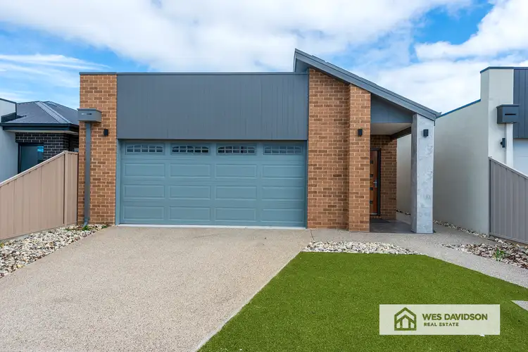 2/25 Rissmann Drive, Horsham VIC 3400