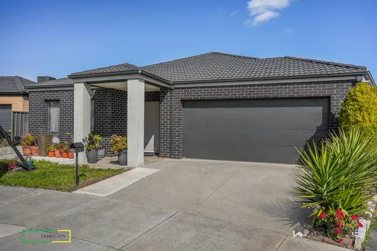 37 Goodenia Avenue, Manor Lakes VIC 3024
