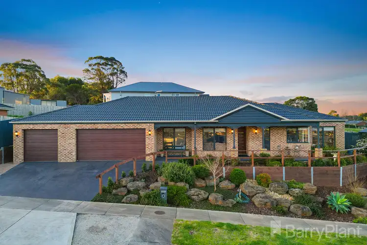 48 Manikato Drive, Drouin VIC 3818