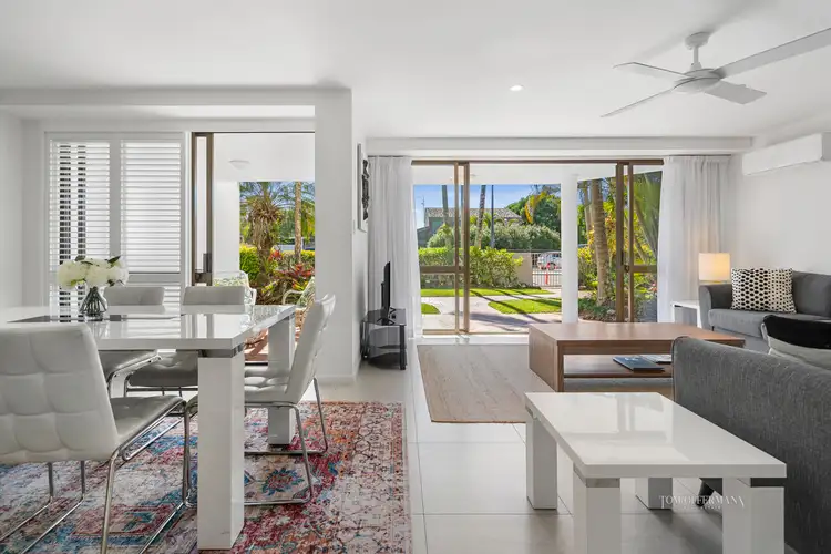 2/45 Noosa Parade, Noosa Heads QLD 4567