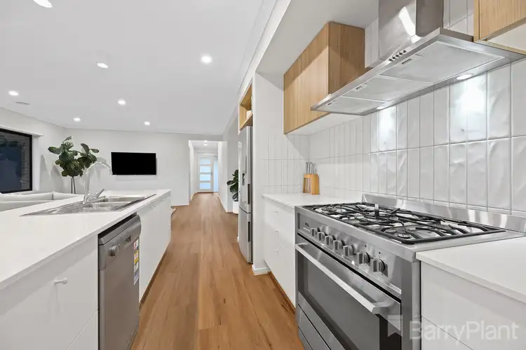 Sixth view of Homely house listing, 25 Cloverleaf Crescent, Drouin VIC 3818