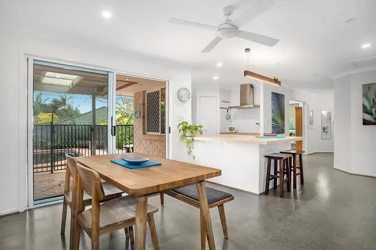 4 Highclare Court, Little Mountain QLD 4551
