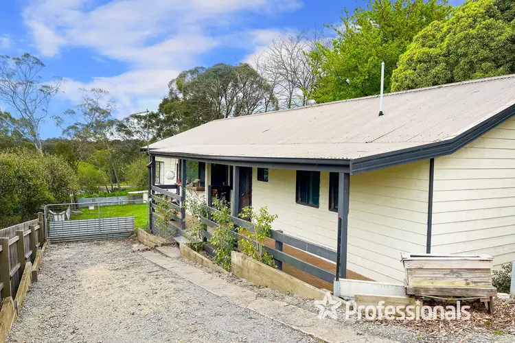 2839 Warburton Highway, Wesburn VIC 3799