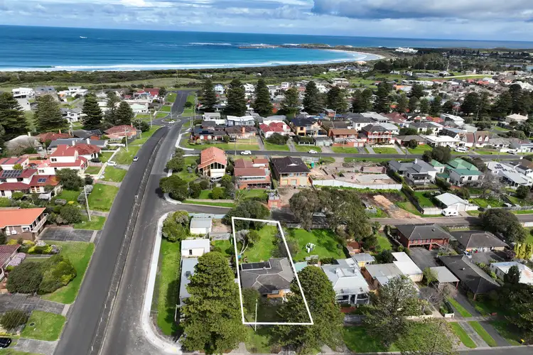 Main view of Homely house listing, 3 Koroit Street, Warrnambool VIC 3280