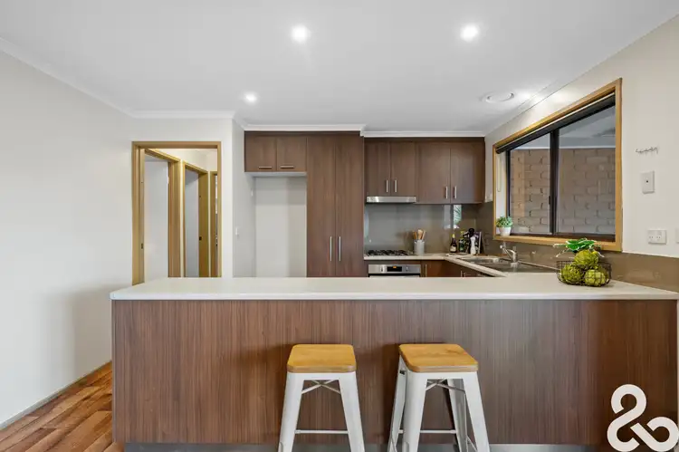 Fifth view of Homely house listing, 27 Tonelli Crescent, Mill Park VIC 3082