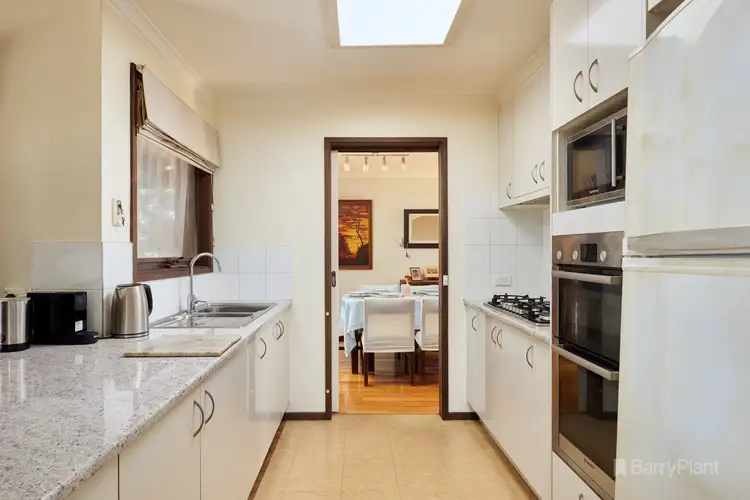 Fourth view of Homely house listing, 10 Hunter Rise, Endeavour Hills VIC 3802