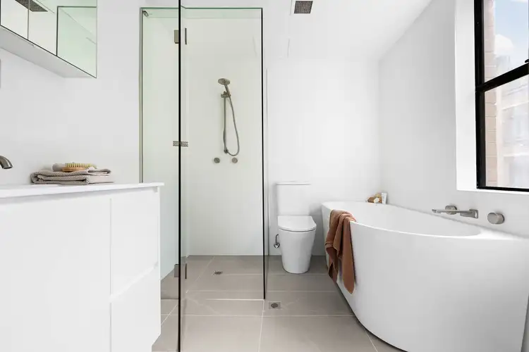 Sixth view of Homely apartment listing, 2/22 Eaton Street, Neutral Bay NSW 2089