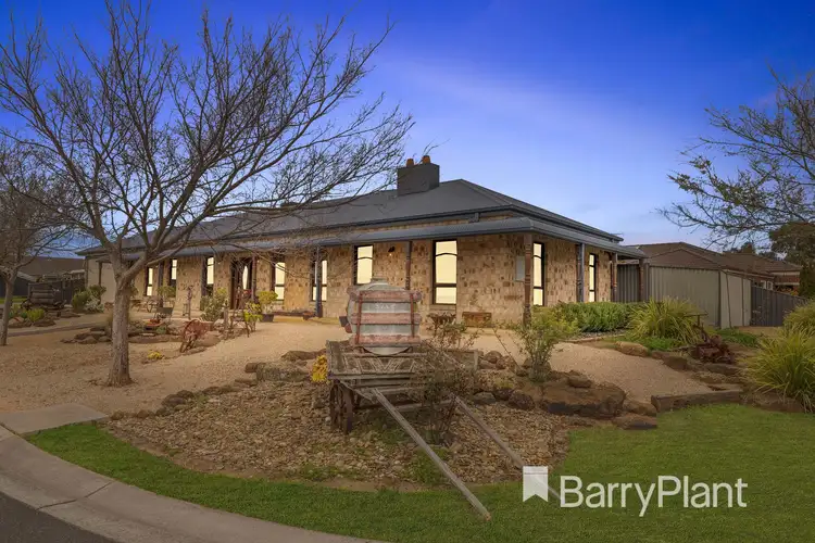 Second view of Homely house listing, 10 Glenmaggie Place, Manor Lakes VIC 3024