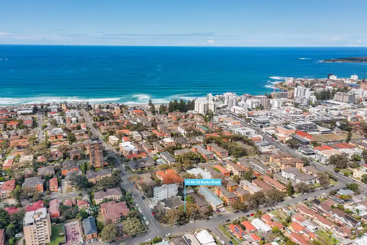 Fifth view of Homely apartment listing, 4/30-32 Burke Road, Cronulla NSW 2230