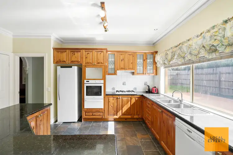 Fifth view of Homely house listing, 11 Citrus Place, Hillside VIC 3037