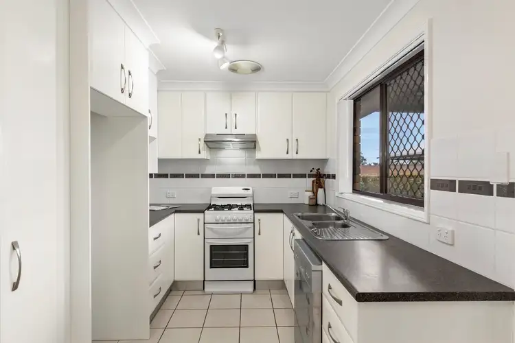 Fifth view of Homely house listing, 3 Kenyon Close, Edgeworth NSW 2285