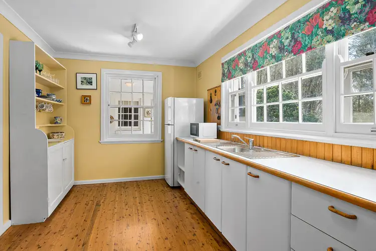 Fifth view of Homely house listing, 29 Toongoon Road, Burradoo NSW 2576