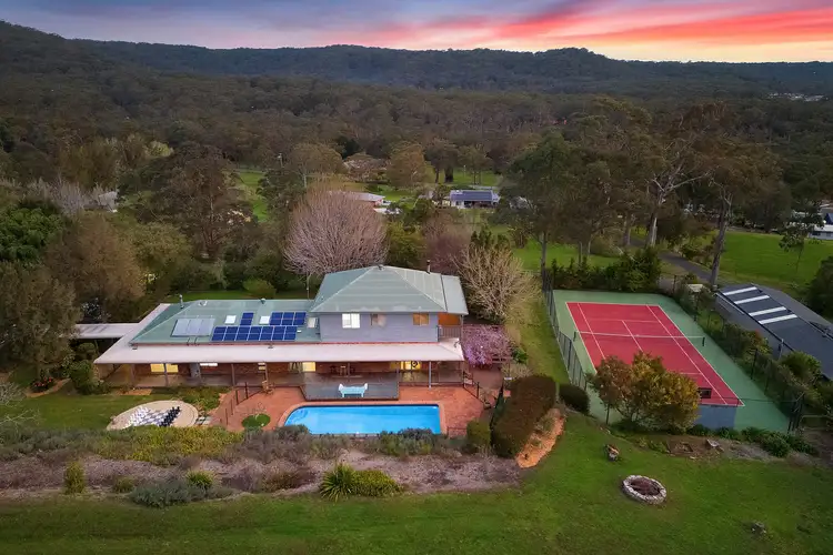 17 James Norton Road