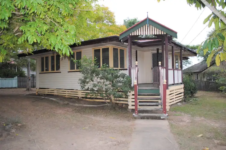 2 Baillieston Street, Leichhardt QLD 4305