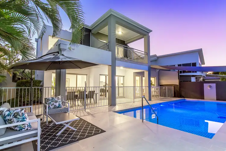 16/145 Palm Meadows Drive, Carrara QLD 4211