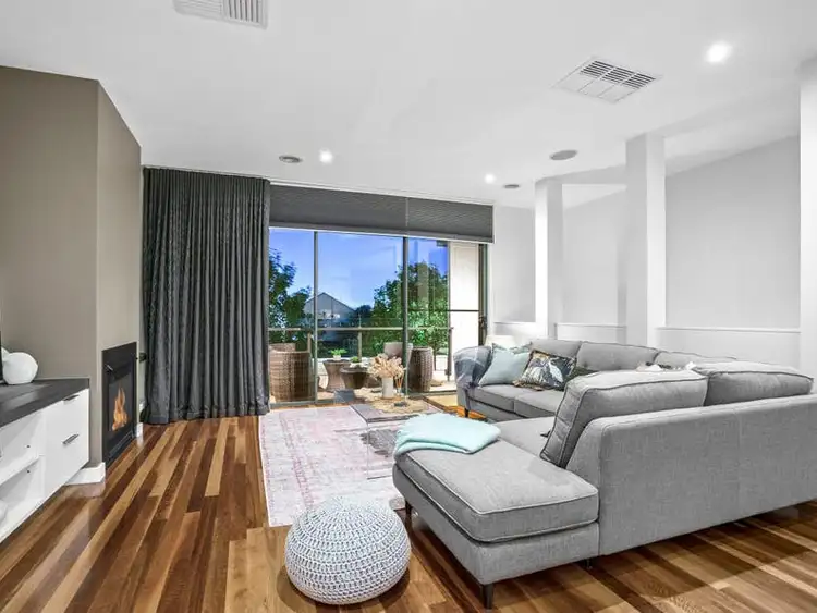 Sixth view of Homely house listing, 10 Lakeview Avenue, Williamstown VIC 3016