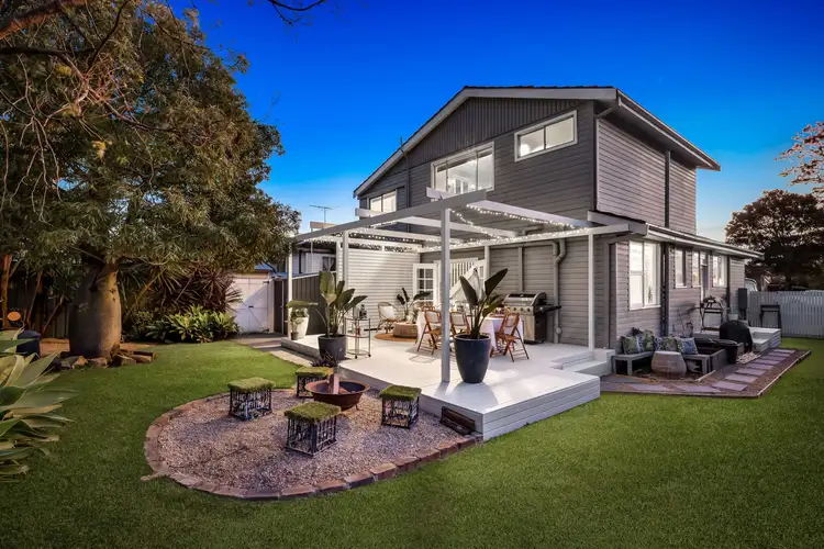 17 Andrews Avenue, Toongabbie NSW 2146