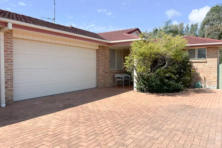 2/16 Argo Place, Forster NSW 2428